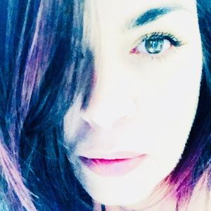 Meet your Posher, Alexandra